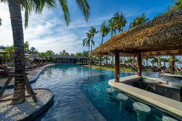 هتل La Flora Khao Lak   Sha Extra Plus