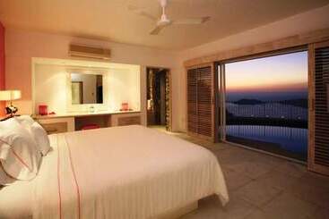 ホテル Las Brisas Huatulco