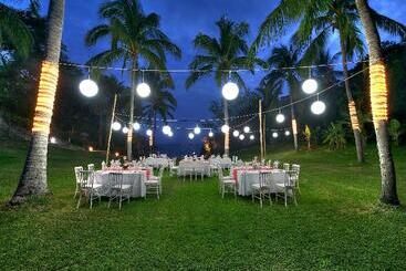 ホテル Las Brisas Huatulco
