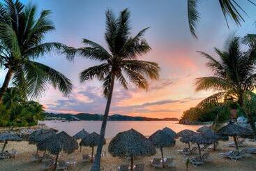 ホテル Las Brisas Huatulco