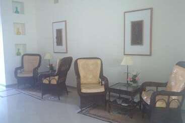 هتل Machado´s Plaza