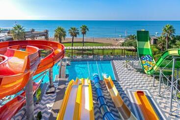 هتل Megasaray Club Belek
