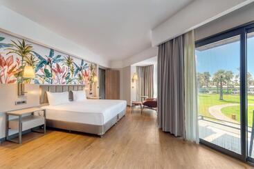 هتل Megasaray Club Belek