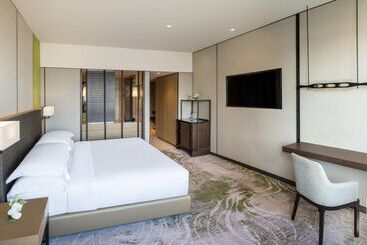 هتل Millennium Hilton Bangkok