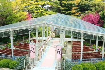 هتل Monterey La Soeur Osaka
