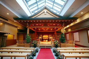 هتل Monterey La Soeur Osaka