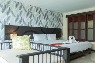 هتل Pattawia Resort & Spa, Pranburi