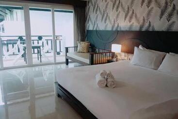 هتل Pattawia Resort & Spa, Pranburi