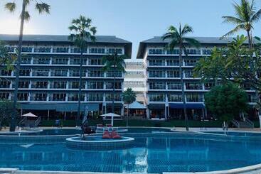 هتل Pattawia Resort & Spa, Pranburi