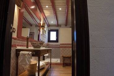 هتل روستایی Hotel La Malvasia