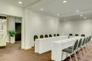 هتل Sheraton Salta