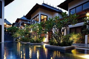 هتل The Briza Beach Resort, Samui
