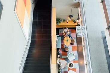 هتل Vienna House Easy By Wyndham Stuttgart