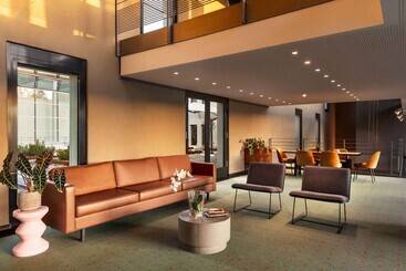 هتل Vienna House Easy By Wyndham Stuttgart