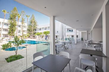 Anthea Hotel Apartments