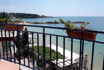 Family Hotel Evridika