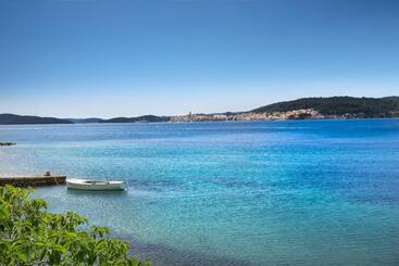 هتل Aminess Grand Azur