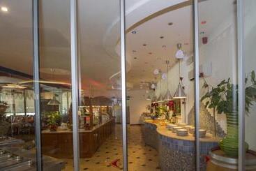 هتل Antares Sport Beauty & Wellness