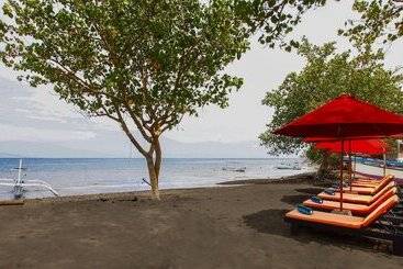 هتل Bali Taman Beach Resort & Spa Lovina