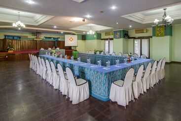 هتل Bali Taman Beach Resort & Spa Lovina