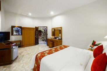 هتل Bali Taman Beach Resort & Spa Lovina