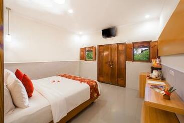 هتل Bali Taman Beach Resort & Spa Lovina