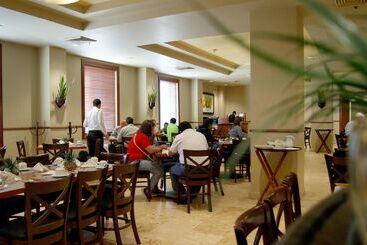 בית מלון כפרי Best Western Plus Los Mochis