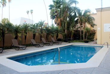 בית מלון כפרי Best Western Plus Los Mochis