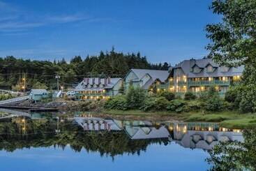 هتل Canadian Princess Lodge & Marina