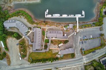 هتل Canadian Princess Lodge & Marina