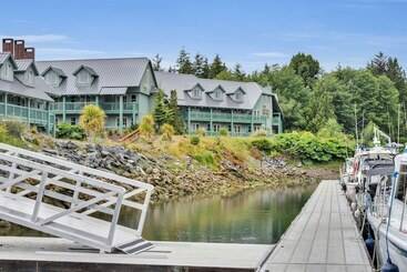 هتل Canadian Princess Lodge & Marina
