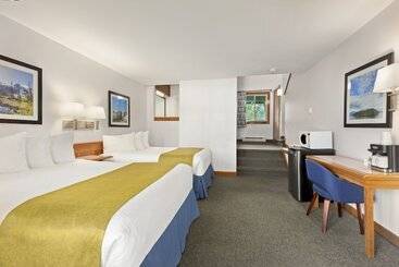 هتل Canadian Princess Lodge & Marina
