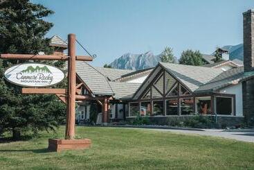هتل Canmore Rocky Mountain Inn