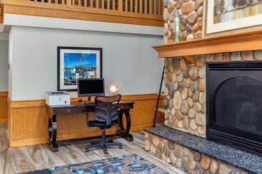 هتل Comfort Inn