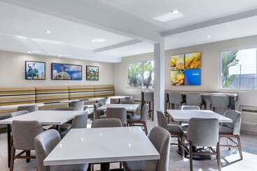 هتل Comfort Inn San Diego Old Town