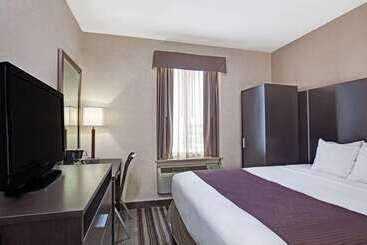 هتل Days Inn By Wyndham Jamaica / Jfk Airport