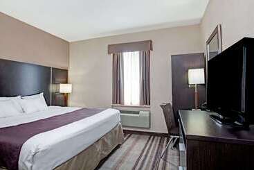 هتل Days Inn By Wyndham Jamaica / Jfk Airport