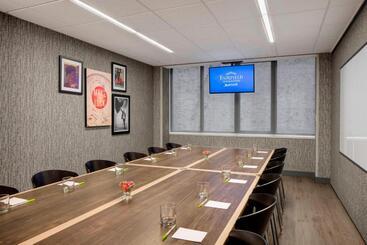 هتل Fairfield Inn And Suites Chicago Downtown/ Magnificent Mile