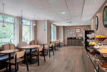 هتل Fairfield Inn And Suites Chicago Downtown/ Magnificent Mile
