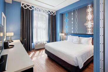 هتل Fairfield Inn And Suites Chicago Downtown/ Magnificent Mile