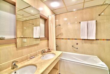 Flamingo Grand Hotel & Spa