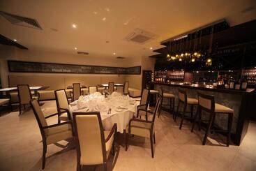 Flamingo Grand Hotel & Spa