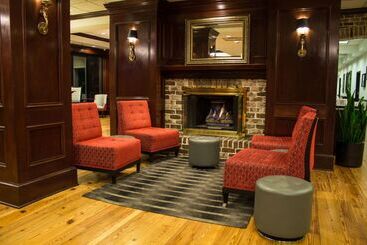 هتل Hampton Inn Savannah Historic District