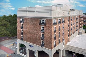 هتل Hampton Inn Savannah Historic District