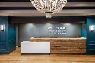 هتل Hampton Inn Savannah Historic District
