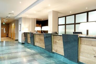 هتل Hilton Garden Inn Birmingham Brindleyplace