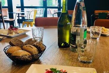 Отель Ibis Pontarlier