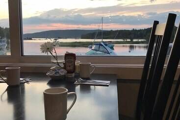 هتل Inverary Resort