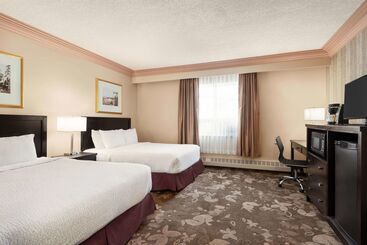 ホテル Nova Inn Yellowknife