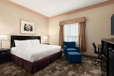 ホテル Nova Inn Yellowknife
